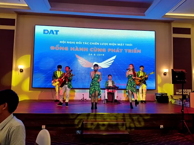 Ban nhạc Flamenco Tumbadora Hội Nghị Khách Hàng Đạt Tech 002