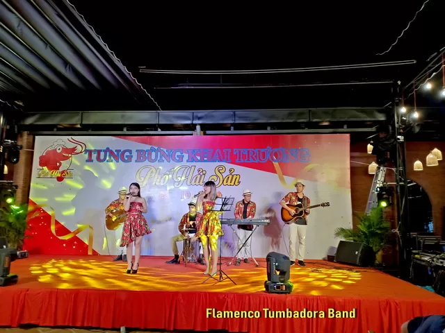 FLAMENCO TUMBADORA BAND KHAI TRƯƠNG NHÀ HÀNG PHỐ HẢI SẢN CHÁNH NGHĨA BÌNH DƯƠNG 003