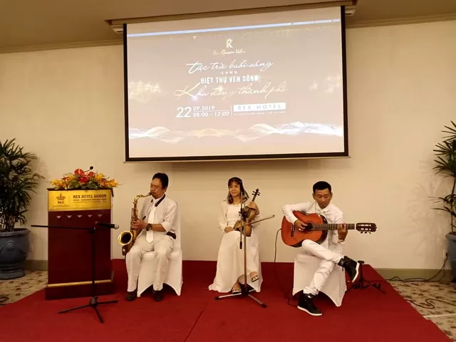 Tumbadora Semi Classical Band The Reviera Villas King Bay 001