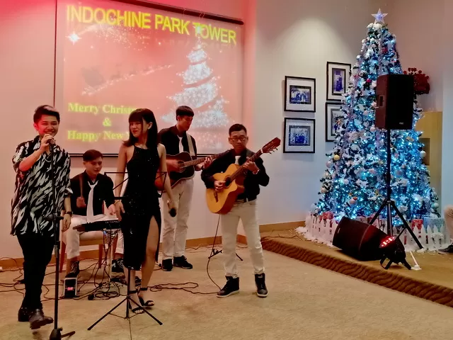 Ban Nhạc Flamenco Tumbadora Indochine Park Tower Christmas Party 002