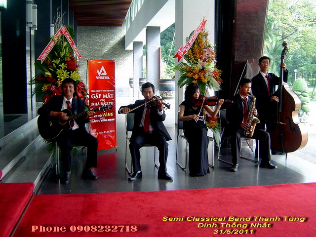 Dinh Thong Nhat Tumbadora Semi Classical band 31 05 2011