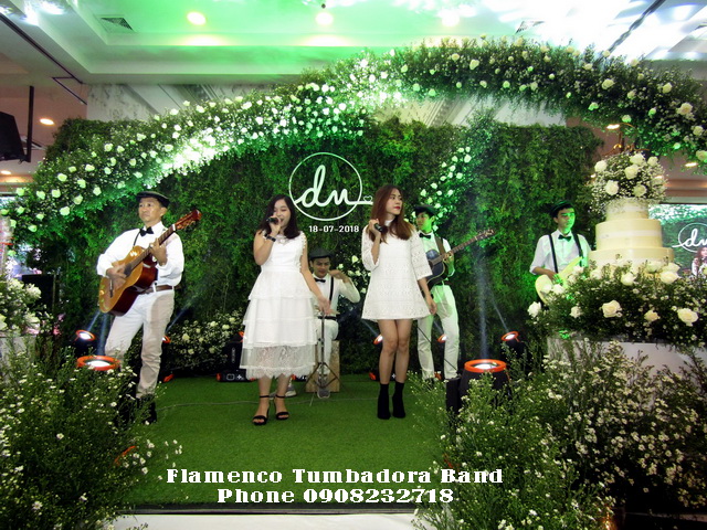 Ban Nhac Flamenco Tumbadora Nha hang Tiec Cuoi Thanh Tung Binh Duong