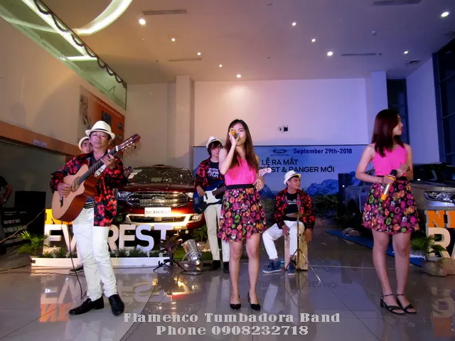 Ban Nhac Flamenco Tumbadora Ra Mat Ford Everest Ranger Moi Ford Binh Duong