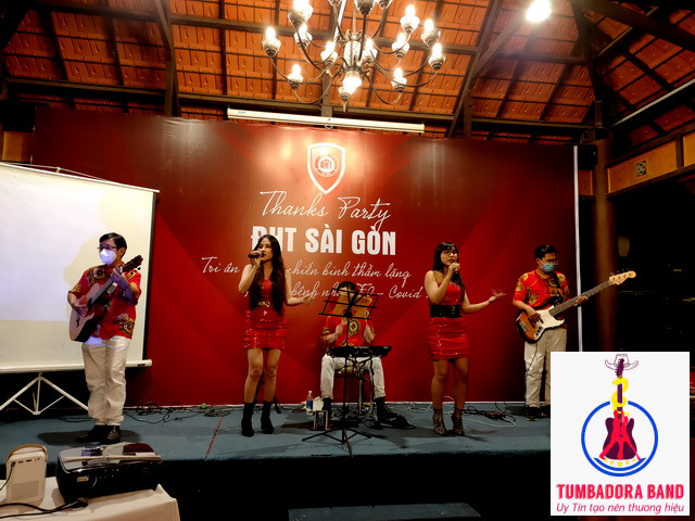 Tumbadora Flamenco Band Tiệc Tri Ân ĐHT Saigon 004