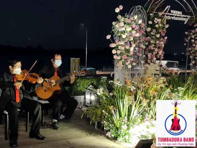 TUMBADORA SEMICLASSIC BAND QUỐC VŨ DI BĂNG 9th ANNIVERSARY WEDDING MIA SAIGON LUXURY HOTEL 004