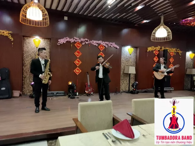 VIETSOVPETRO HỒ TRÀM MỪNG XUÂN NHÂM DẦN 2022 TUMBADORA BAND HÒA TẤU SEMI CLASSIC 003