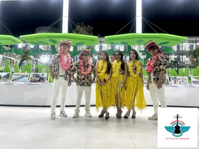 KHÁNH THÀNH TRƯỜNG PTTH NGUYỄN HIẾU TỰ VĨNH LONG BAN NHẠC FLAMENCO TUMBADORA 003