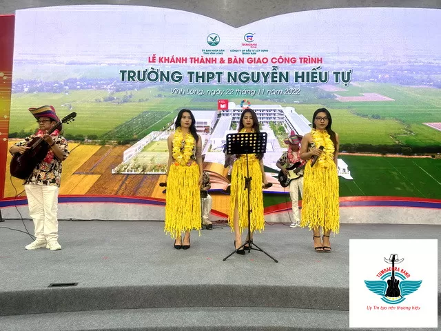 KHÁNH THÀNH TRƯỜNG PTTH NGUYỄN HIẾU TỰ VĨNH LONG BAN NHẠC FLAMENCO TUMBADORA 002