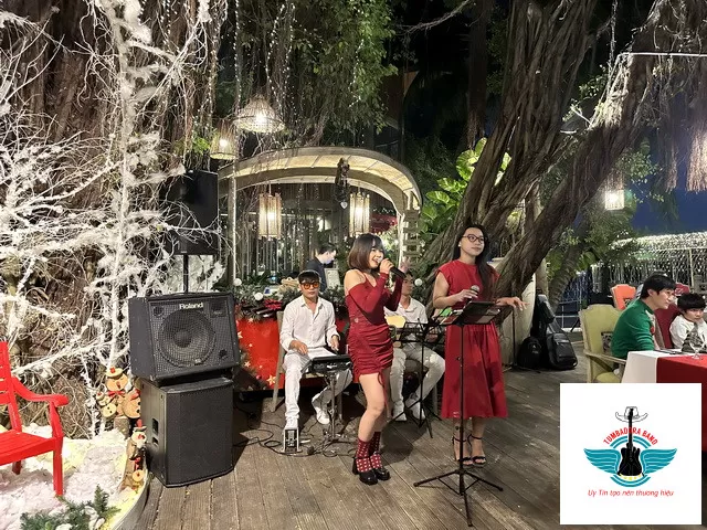 Noel 2022 An Lâm Resort Ban Nhạc Acoustic Tumbadora 02