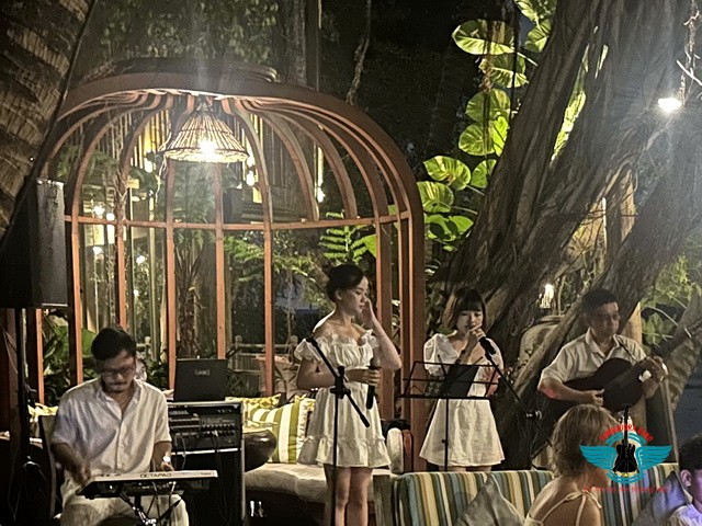 Tumbadora Band Biểu Diễn Nhạc Acoustic tại An Lâm Retreats 005