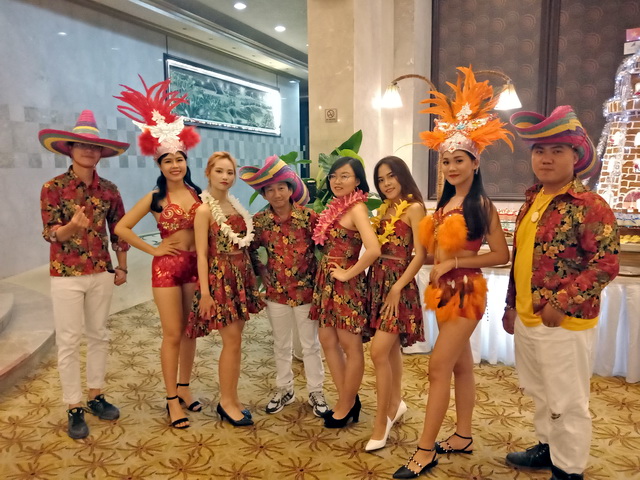 Sealink Mũi Né Beach Resort Countdown 2018 Flamenco Tumbadora Band